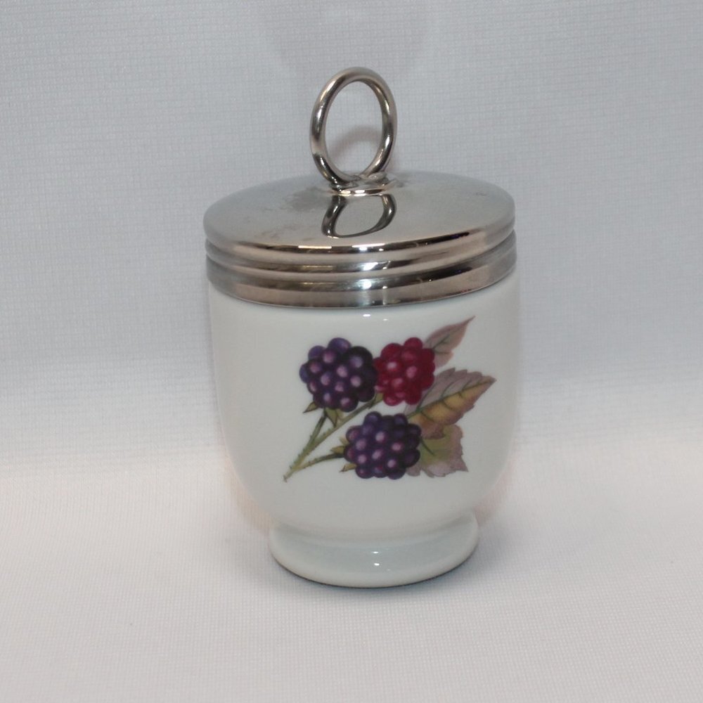 Royal Worcester EVESHAM Fine Bone China Peach and Berries Egg Coddler Screw Cap